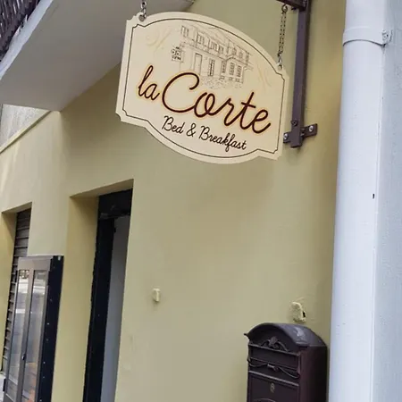 La Corte Couette-café *