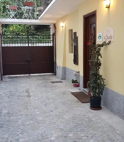 La Corte *